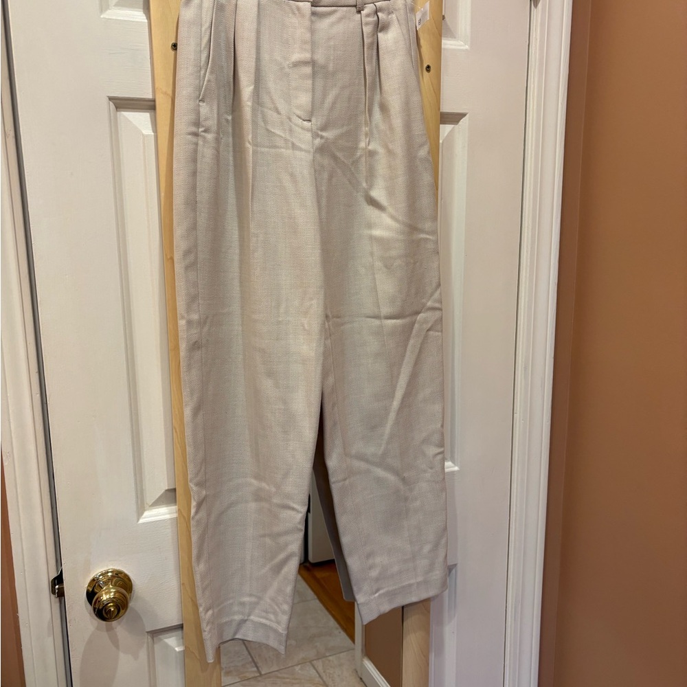 H&M Beige Herringbone Pleated Trousers Dress Pants Size 2